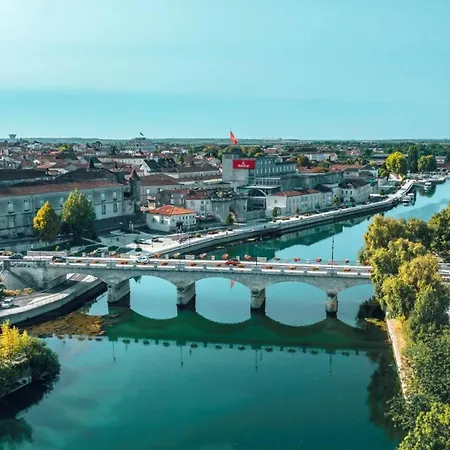 Cocooning A * קונייאק